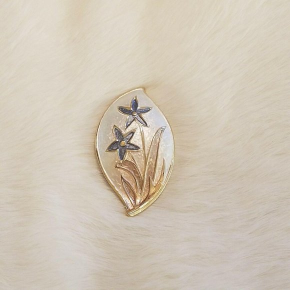 VIntage Full Stem Flower Brooch 4355 - Picture 2 of 8